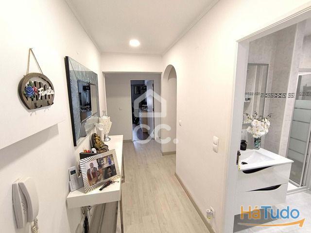 Venda - Apartamento - T3 Venda - Apartamento - T3