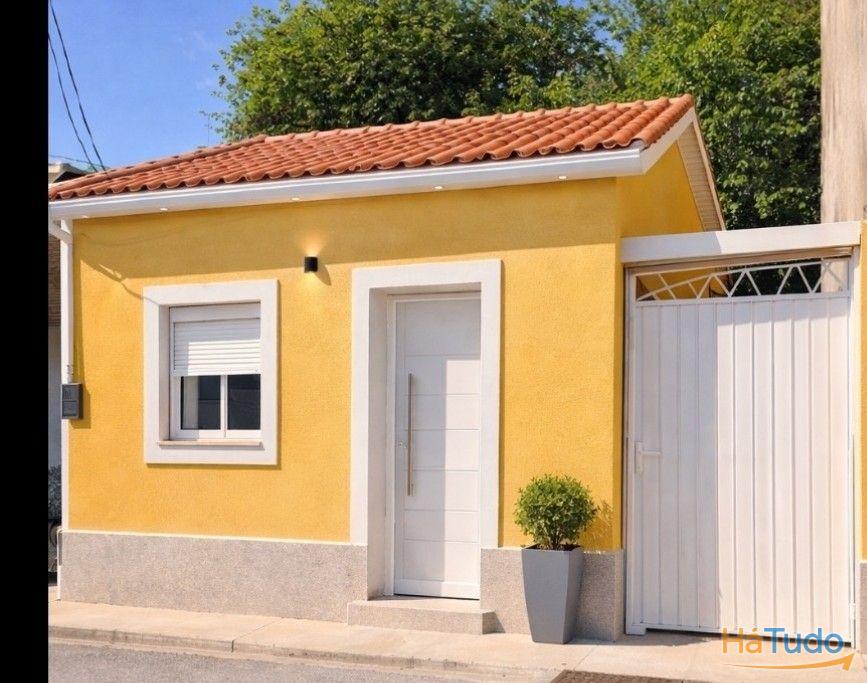 Moradia T1 toda remodelada c/ mezanine(+1 quarto e wc), c/peq.Páteo-zona Arzila Moradia T1 toda remodelada c/ mezanine(+1 quarto e wc), c/peq.Páteo-zona Arzila
