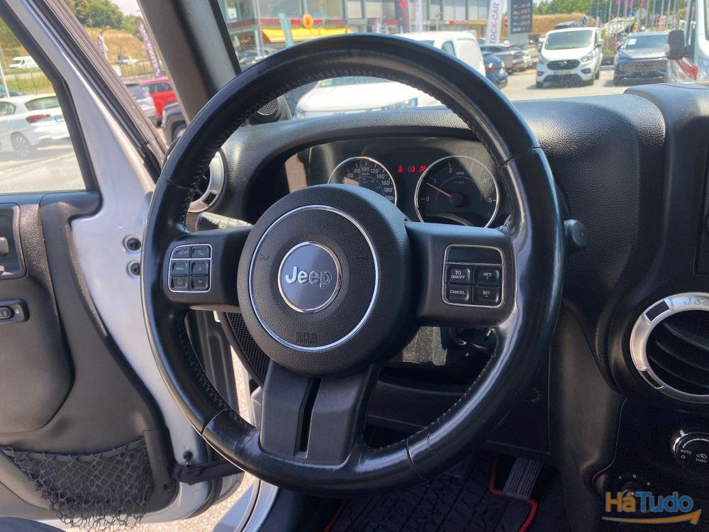 Jeep Wrangler 2.8 CRD ATX Sahara Jeep Wrangler 2.8 CRD ATX Sahara
