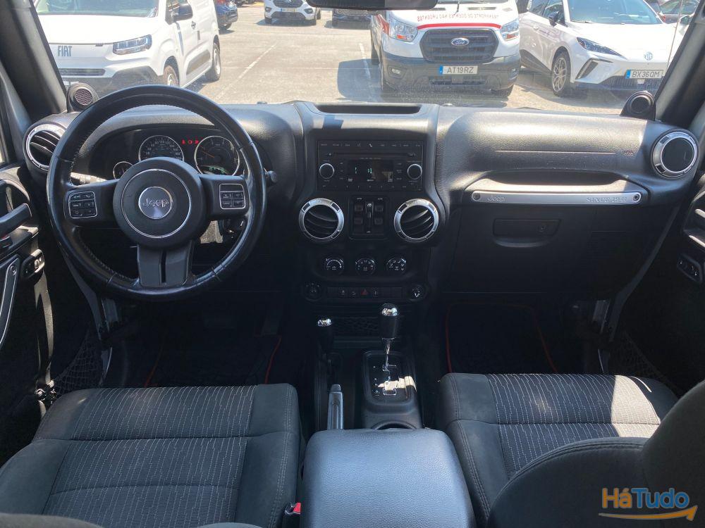 Jeep Wrangler 2.8 CRD ATX Sahara Jeep Wrangler 2.8 CRD ATX Sahara