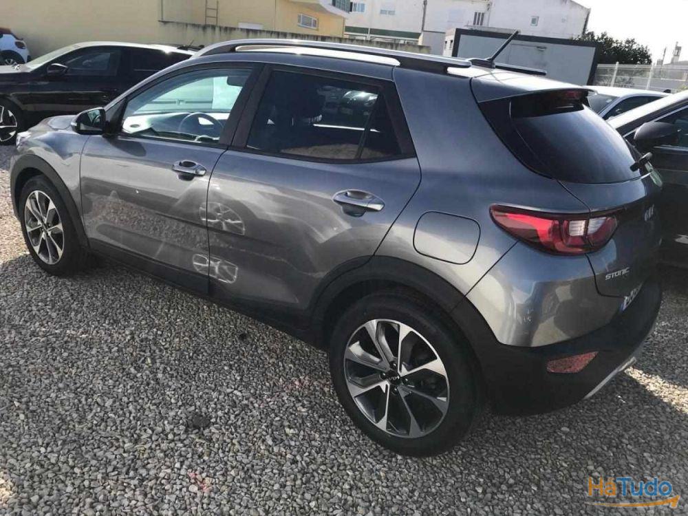 Kia Stonic 1.0 T-GDI Active 7DCT Kia Stonic 1.0 T-GDI Active 7DCT