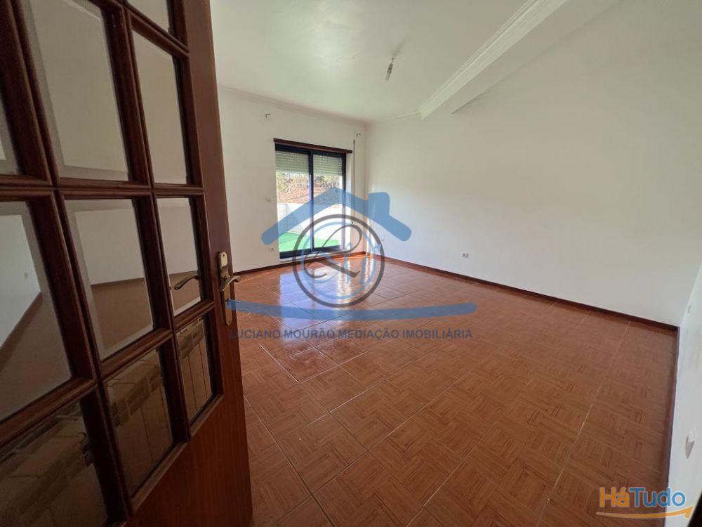 Apartamento T2 Quinta Fonte da Rainha Apartamento T2 Quinta Fonte da Rainha