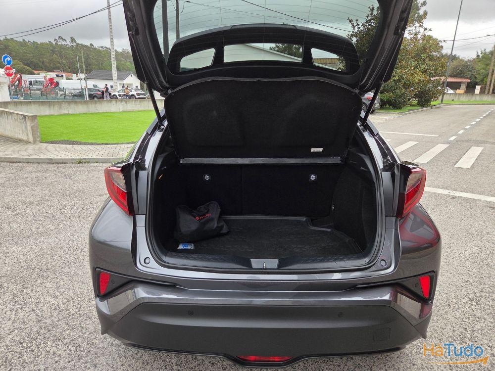 Toyota C-HR 1.8 business edition Toyota C-HR 1.8 business edition