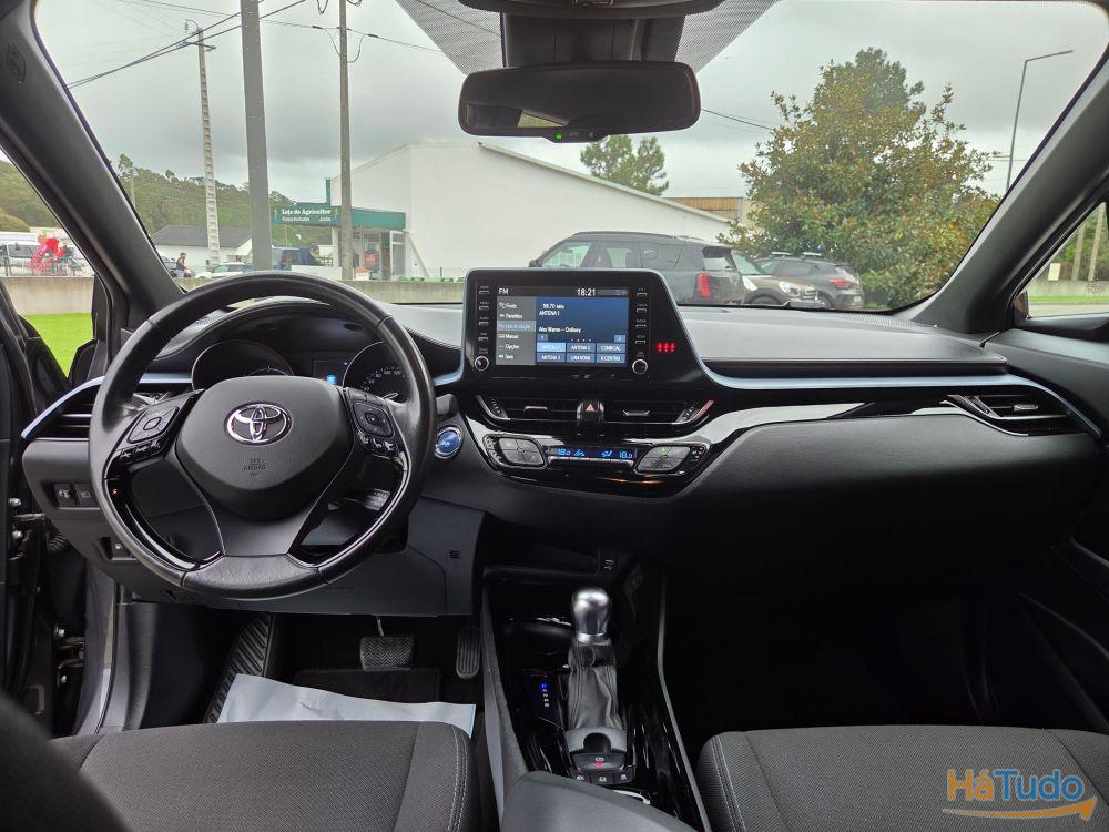 Toyota C-HR 1.8 business edition Toyota C-HR 1.8 business edition