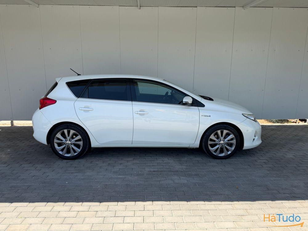 Toyota Auris 1.8 HSD Comfort+Navi Toyota Auris 1.8 HSD Comfort+Navi
