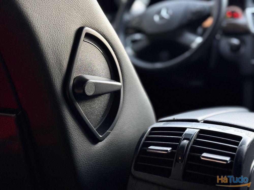 Mercedes-Benz E 220 CDI AVANTGARDE STATION Mercedes-Benz E 220 CDI AVANTGARDE STATION