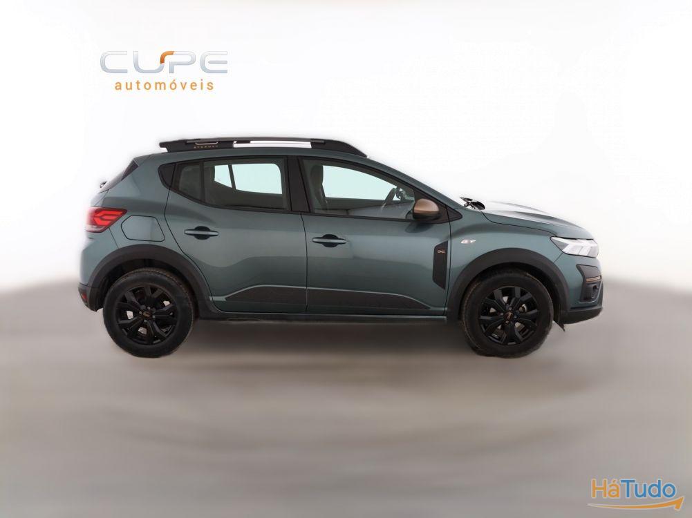 Dacia Sandero 1.0 TCe Stepway Extreme CVT Dacia Sandero 1.0 TCe Stepway Extreme CVT