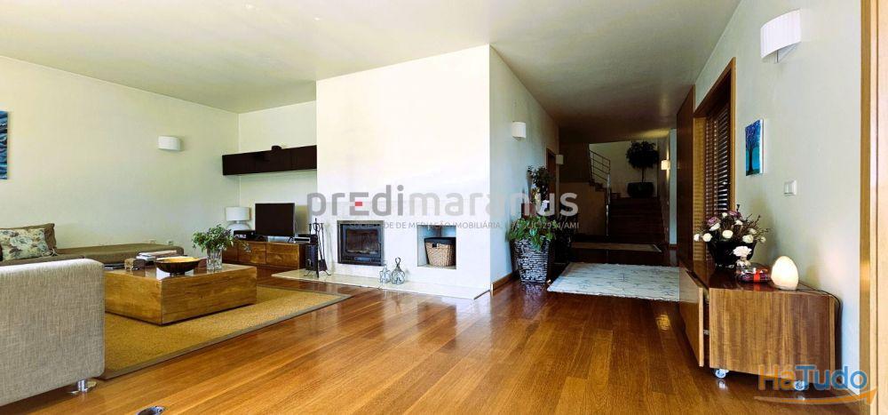 Exclusiva moradia com 7 quartos (5 suites), terreno com 5000m2. Vistas deslumbrantes sobre a serra e cidade de Amarante Exclusiva moradia com 7 quartos (5 suites), terreno com 5000m2. Vistas deslumbrantes sobre a serra e cidade de Amarante