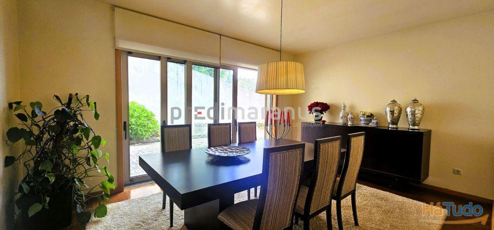 Exclusiva moradia com 7 quartos (5 suites), terreno com 5000m2. Vistas deslumbrantes sobre a serra e cidade de Amarante Exclusiva moradia com 7 quartos (5 suites), terreno com 5000m2. Vistas deslumbrantes sobre a serra e cidade de Amarante