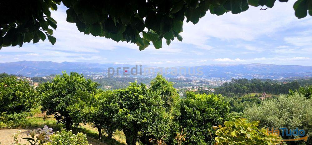 Exclusiva moradia com 7 quartos (5 suites), terreno com 5000m2. Vistas deslumbrantes sobre a serra e cidade de Amarante Exclusiva moradia com 7 quartos (5 suites), terreno com 5000m2. Vistas deslumbrantes sobre a serra e cidade de Amarante