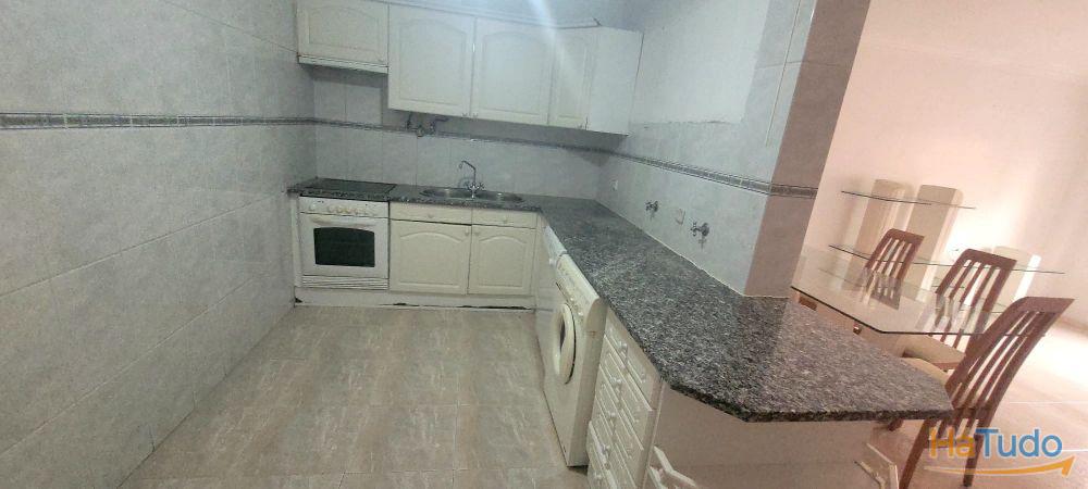 Apartamento T2 com Excelentes Áreas e 2 Frentes Solares Tapada das Mercês Apartamento T2 com Excelentes Áreas e 2 Frentes Solares Tapada das Mercês