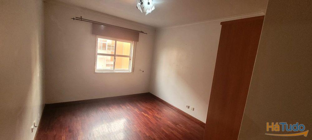 Apartamento T2 com Excelentes Áreas e 2 Frentes Solares Tapada das Mercês Apartamento T2 com Excelentes Áreas e 2 Frentes Solares Tapada das Mercês
