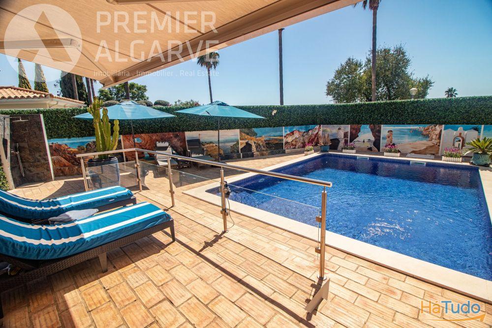 Fant�stica moradia T4 com piscina e jardim em Vale Formoso, Almancil