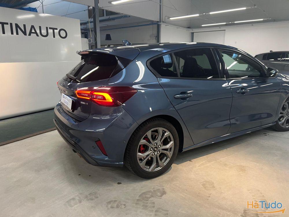 Ford Focus 1.0 EcoBoost MHEV ST-Line Ford Focus 1.0 EcoBoost MHEV ST-Line