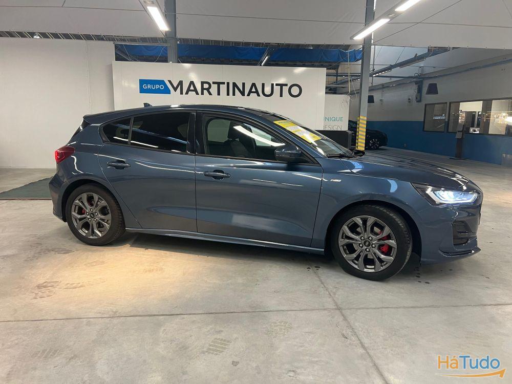 Ford Focus 1.0 EcoBoost MHEV ST-Line Ford Focus 1.0 EcoBoost MHEV ST-Line