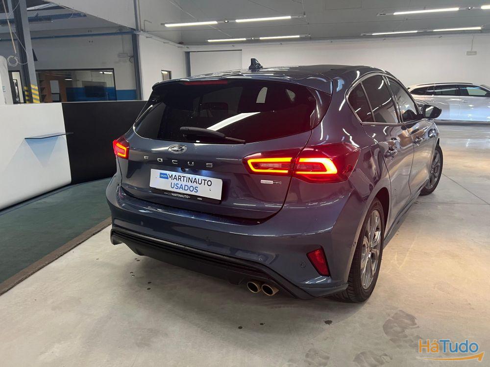 Ford Focus 1.0 EcoBoost MHEV ST-Line Ford Focus 1.0 EcoBoost MHEV ST-Line