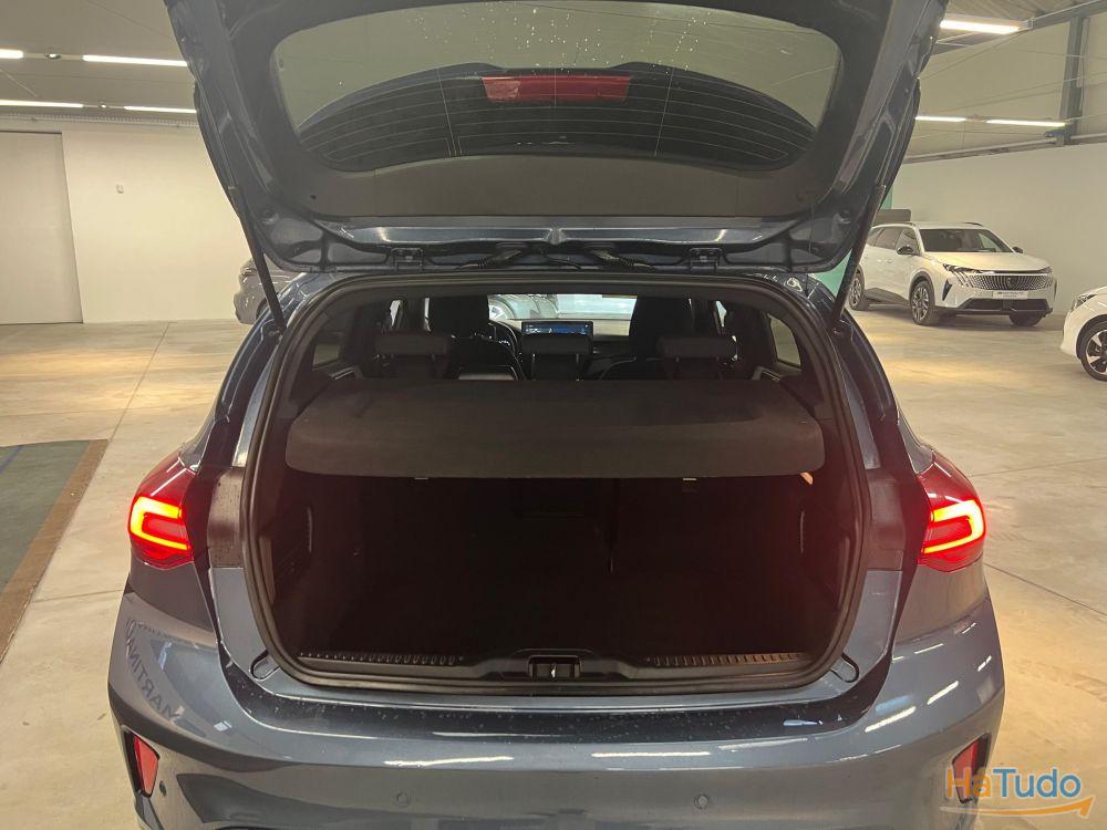 Ford Focus 1.0 EcoBoost MHEV ST-Line Ford Focus 1.0 EcoBoost MHEV ST-Line