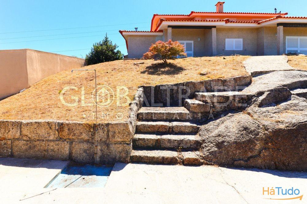 Moradia T5 com piscina em Amarante Moradia T5 com piscina em Amarante