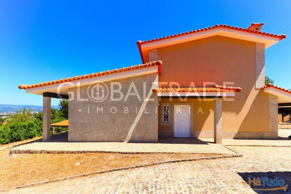 Moradia T5 com piscina em Amarante Moradia T5 com piscina em Amarante