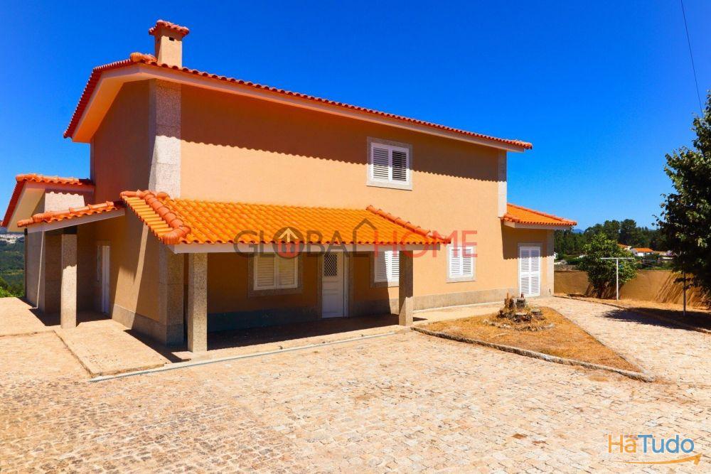 Moradia T5 com piscina em Amarante Moradia T5 com piscina em Amarante