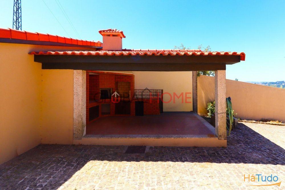 Moradia T5 com piscina em Amarante Moradia T5 com piscina em Amarante