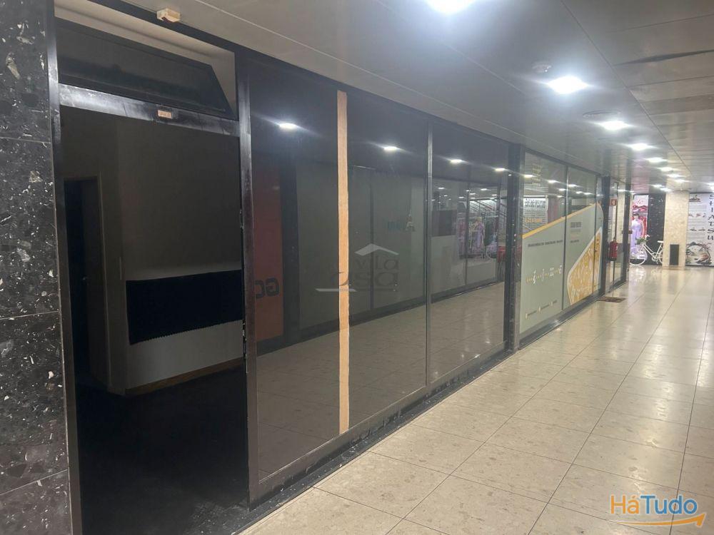 Loja galerias Paris Gondomar  com tratamento ac�stico