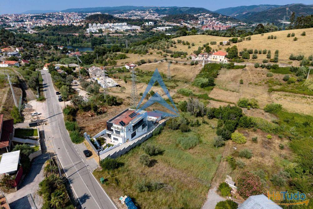 Terreno Urbano com Projeto | Coimbra