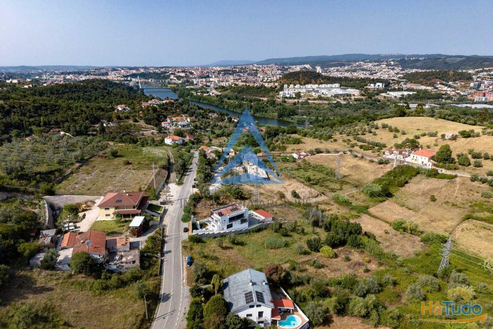 Terreno Urbano com Projeto | Coimbra
