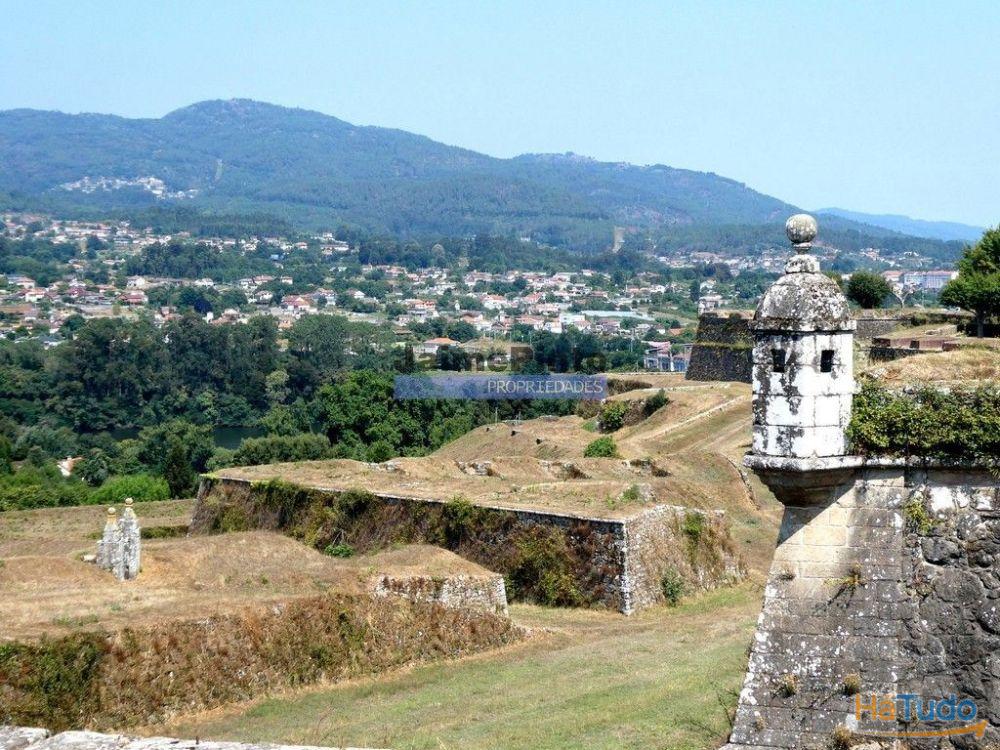 Moradia com NATUREZA, tipo V3, pr�xima Rio Minho. Portugal, Viana do Castelo, Valen�a.