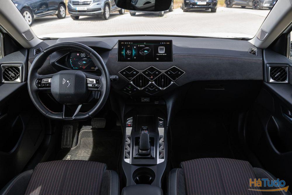 DS DS3 E-Tense Performance Line