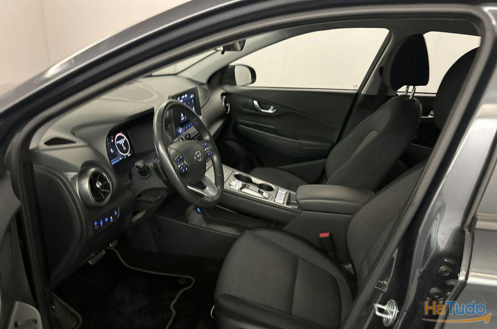 Hyundai Kauai Select