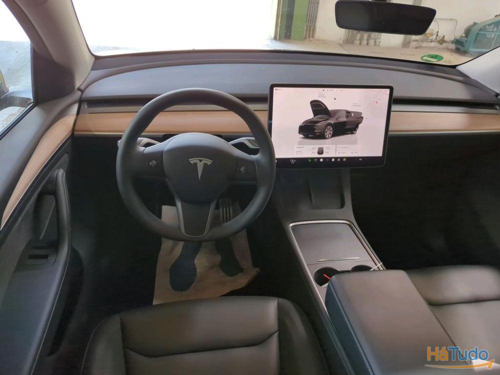 Tesla Model Y Performance Dual Motor AWD