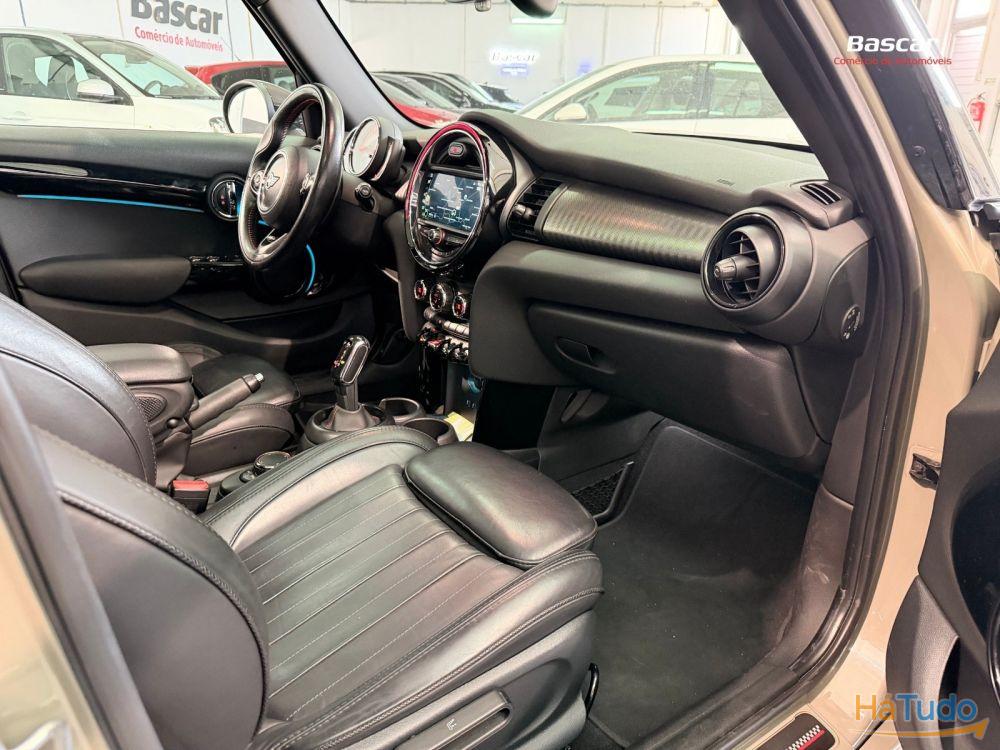 MINI 5 Portas Cooper SD Auto