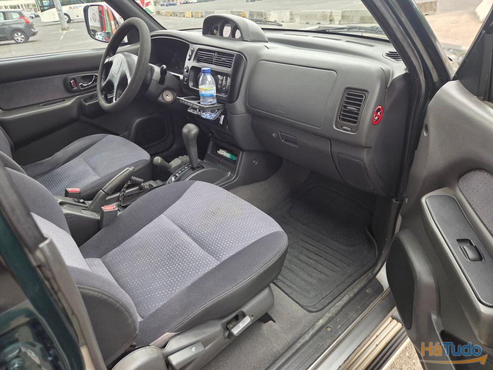 Mitsubishi Strakar 4x4 automatica Mitsubishi Strakar 4x4 automatica