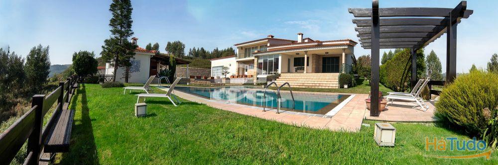Moradia T6 com piscina e vistas Moradia T6 com piscina e vistas