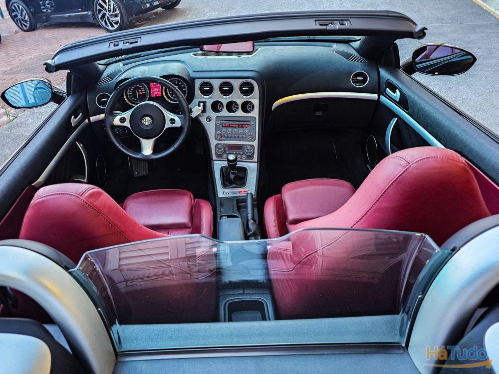 Alfa Romeo Spider 2.2 JTS 16V Exclusive Alfa Romeo Spider 2.2 JTS 16V Exclusive