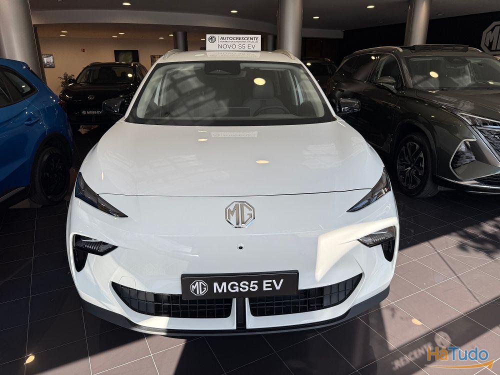 MG MGS5 EV 64 kWh Luxury MG MGS5 EV 64 kWh Luxury