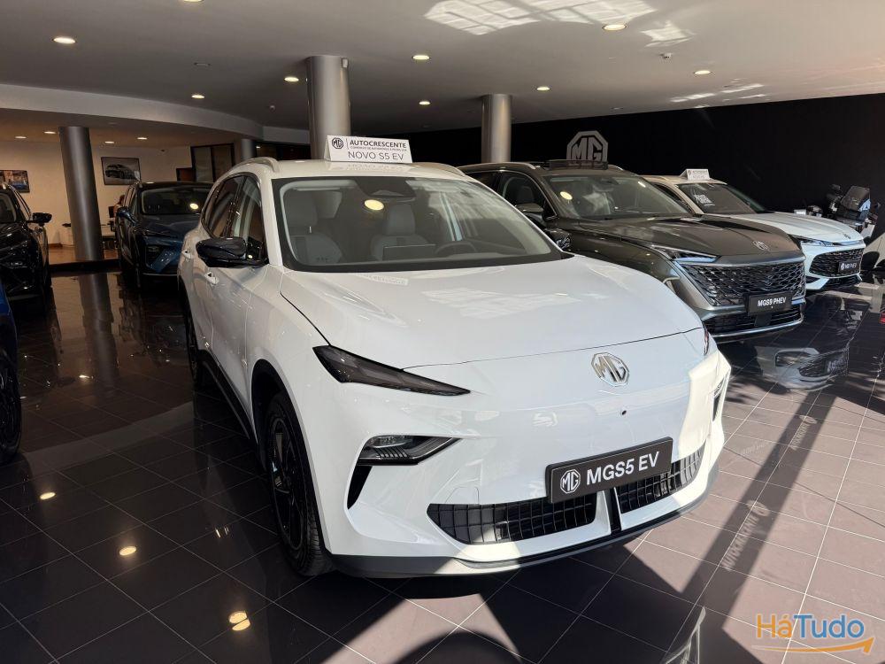 MG MGS5 EV 64 kWh Luxury MG MGS5 EV 64 kWh Luxury