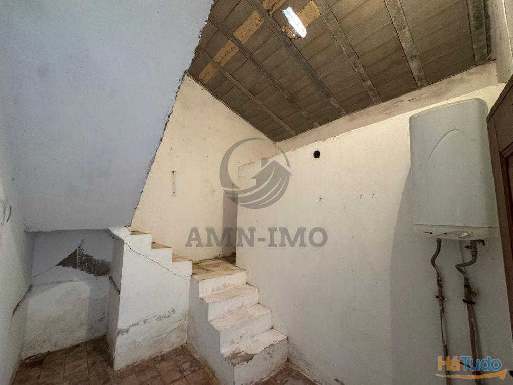 Casa térrea T4, c/2 terrenos ? Salir Casa térrea T4, c/2 terrenos ? Salir