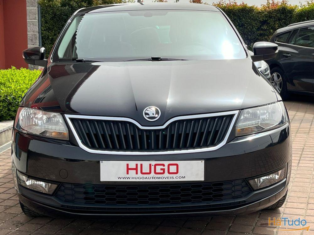 Skoda Rapid Spaceback Drive 1.4 TDI DSG Teto panorâmico Skoda Rapid Spaceback Drive 1.4 TDI DSG Teto panorâmico