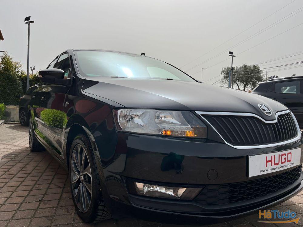 Skoda Rapid Spaceback Drive 1.4 TDI DSG Teto panorâmico Skoda Rapid Spaceback Drive 1.4 TDI DSG Teto panorâmico