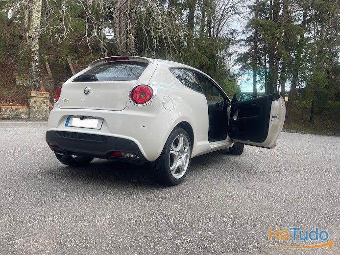 Alfa Romeo MiTo 1.3 JTD Distinctive Alfa Romeo MiTo 1.3 JTD Distinctive