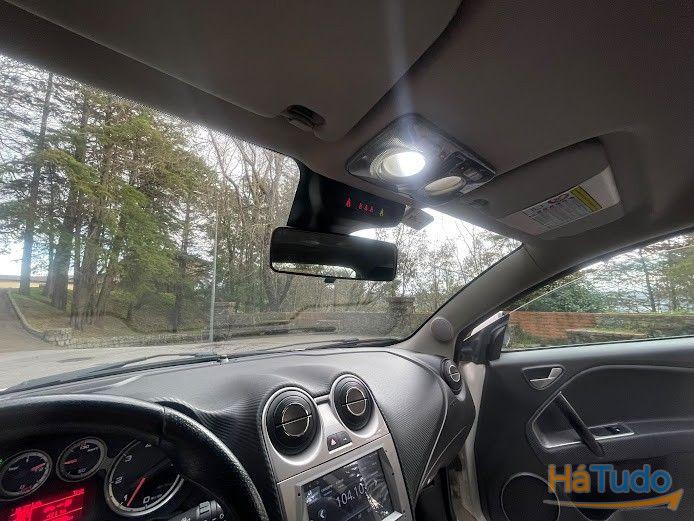 Alfa Romeo MiTo 1.3 JTD Distinctive Alfa Romeo MiTo 1.3 JTD Distinctive