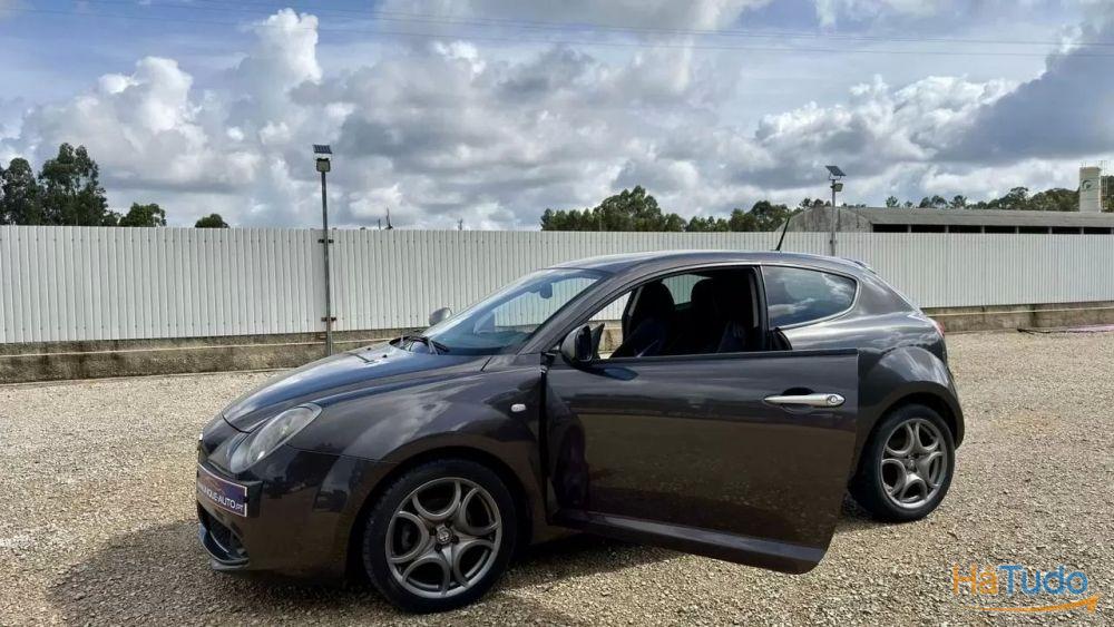 Alfa Romeo Mito 1.6 JTD Distinctive Alfa Romeo Mito 1.6 JTD Distinctive