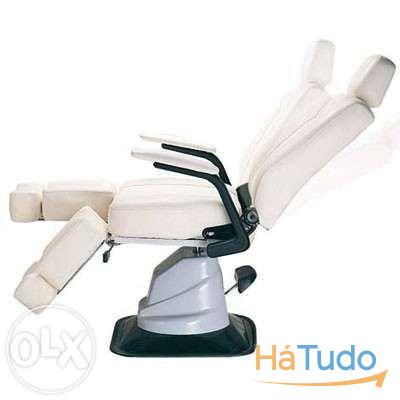 Cadeira Articulada de Pedicure e Estética Cadeira Articulada de Pedicure e Estética