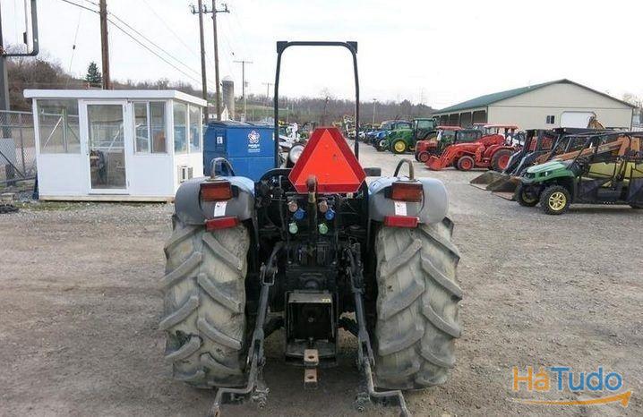 Agricola trator New holland