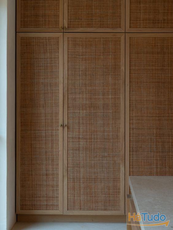 Móveis, cozinhas, mobiliário, roupeiros e planeamento á medida Móveis, cozinhas, mobiliário, roupeiros e planeamento á medida