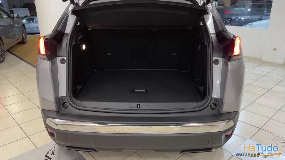 Peugeot 3008 1.5 BlueHDi Allure Pack Peugeot 3008 1.5 BlueHDi Allure Pack